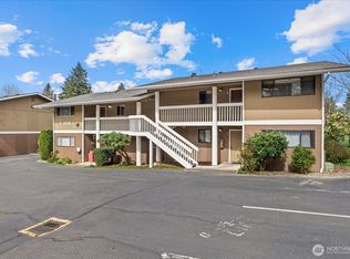 14130 SE 17 Place #C3, Bellevue, WA