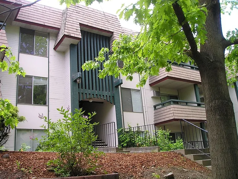 1611 W. 6th Ave — Photo 25