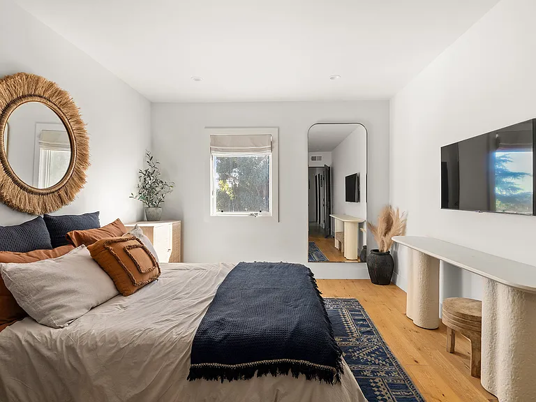 5115 Los Feliz Blvd — Photo 15