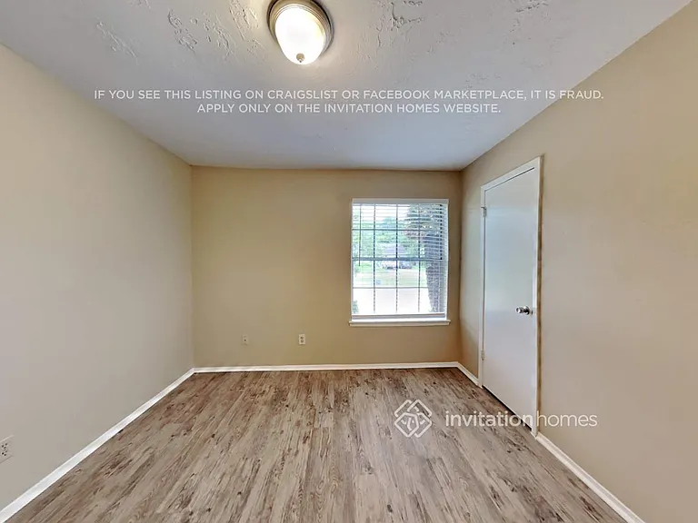 2818 Mayflower Landing Ct — Photo 6