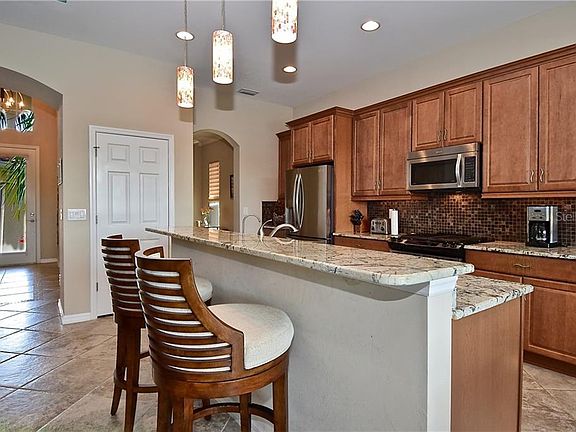 4th image of 156 Pesaro Dr