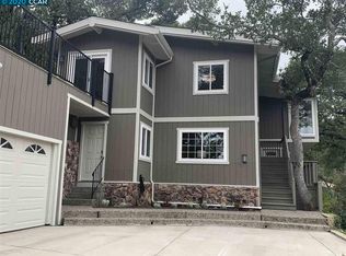 49 Oak Dr, Orinda, CA 94563