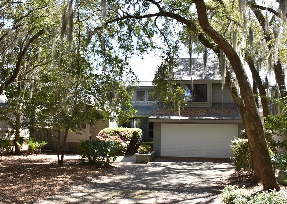 1st image of 10 Marsh Dr