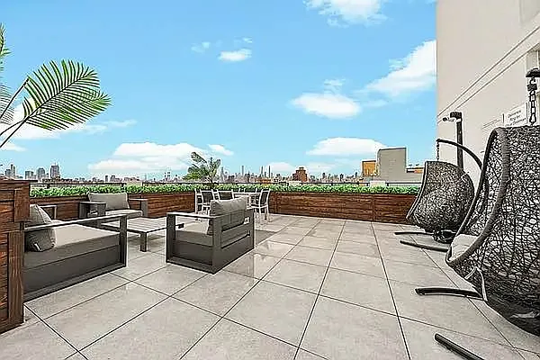 Rented by Arche Nest LLC | media 17