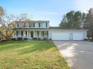 365 Shoesmith Rd, Haslett, MI 48840