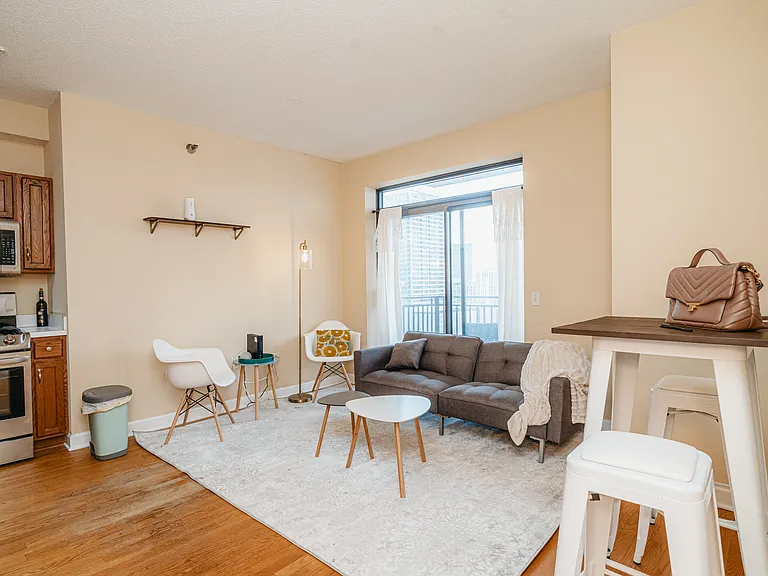 1529 S State St #14D — Photo 11