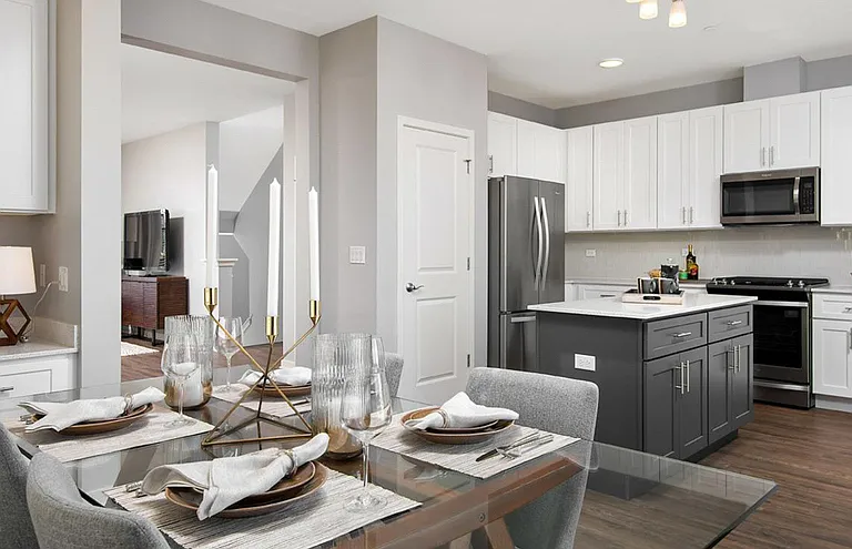 Deer Park Crossing Apartments — Photo 30