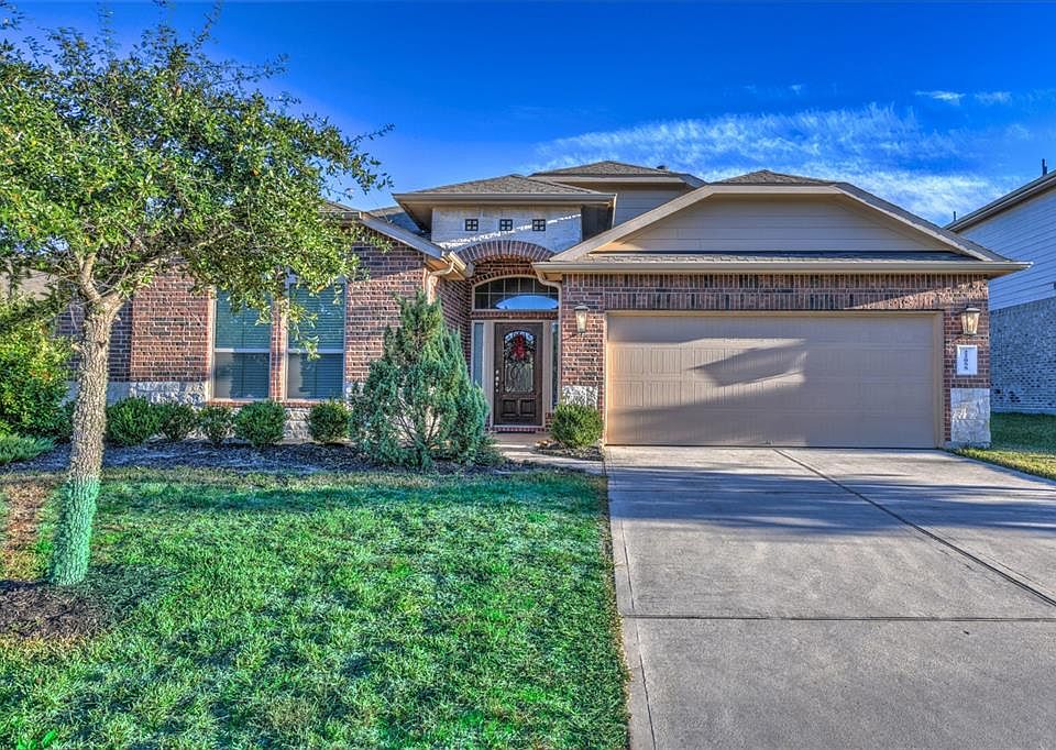 1st image of 22055 Mission Canyon Ln