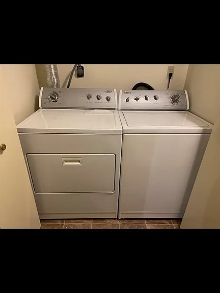 6 Post Oak Ln #8 — Photo 6