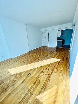 4th image of 2367 Frederick Douglass Blvd #3DD