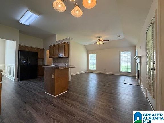 5th image of 5460 Virginia Way