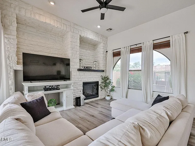 3950 N Edith Way — Photo 14