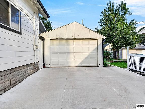 3rd image of 4309 S 13th St