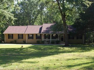 530 Oak Ridge Dr, Maysville, GA 30558