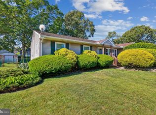 307 Lawrence Dr, Lanoka Harbor, NJ 08734