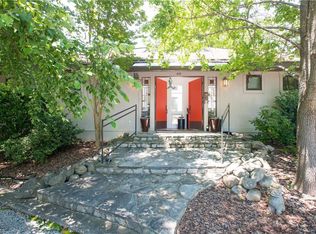 816 Sunset Dr, High Point, NC 27262