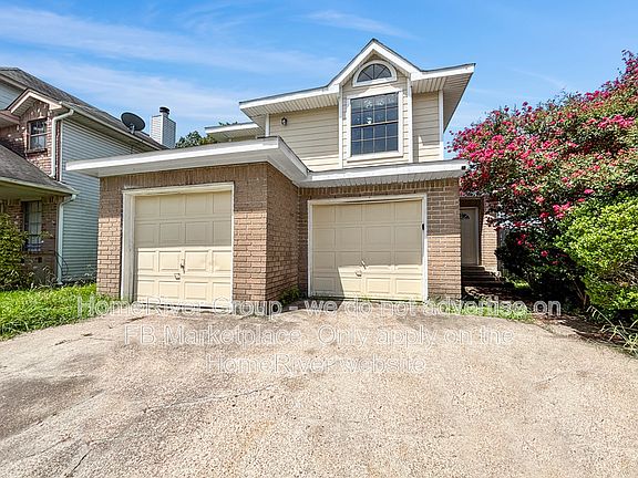 3rd image of 1535 Carbonear Dr