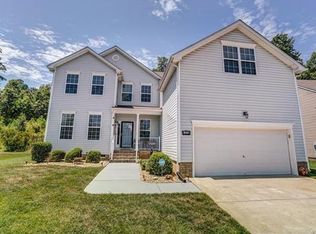 13312 Rossington Pl, Chester, VA 23831