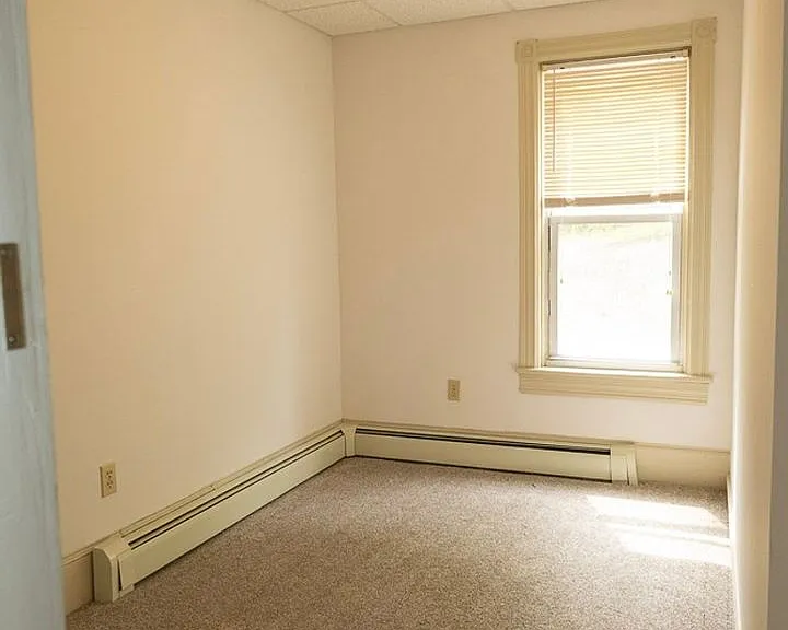 221 Center St — Photo 19