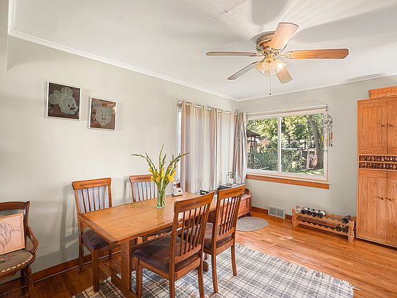 5th image of 22135 Millard Ave