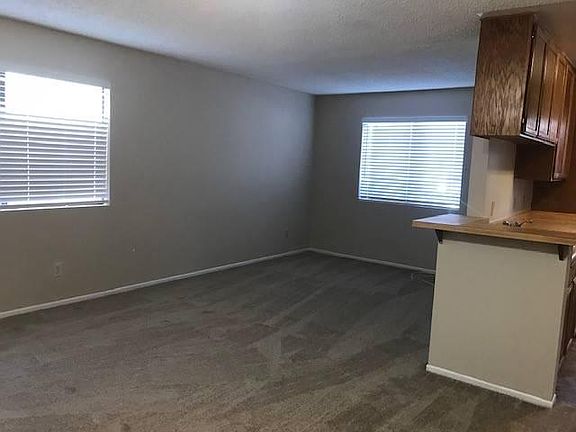3rd image of 3633 Marlborough Ave APT D