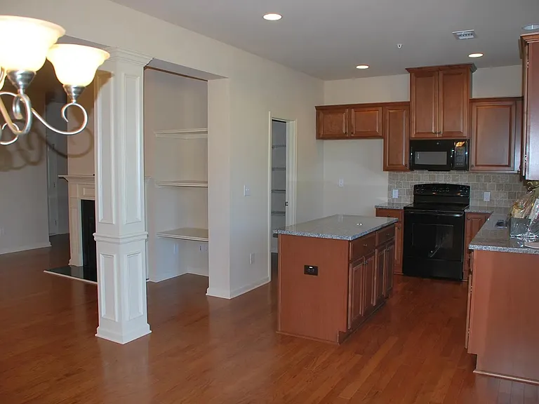 913 Spicy Oak Dr #913 — Photo 7