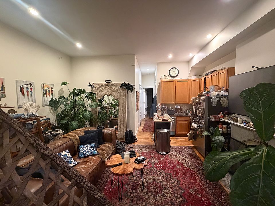 1st image of 11 Milford St #2