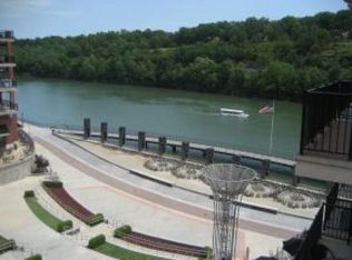 10414 Branson Lndg, Branson, MO 65616
