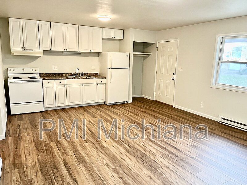 1st image of 2020 Lathrop St