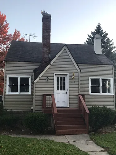 566 E Sebewaing St Photo 1