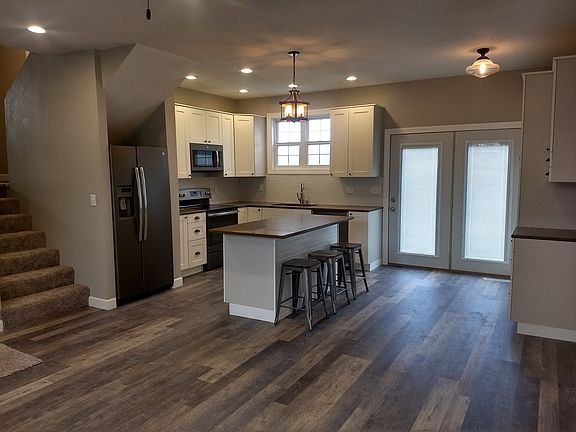 5th image of 602 Marian Ave