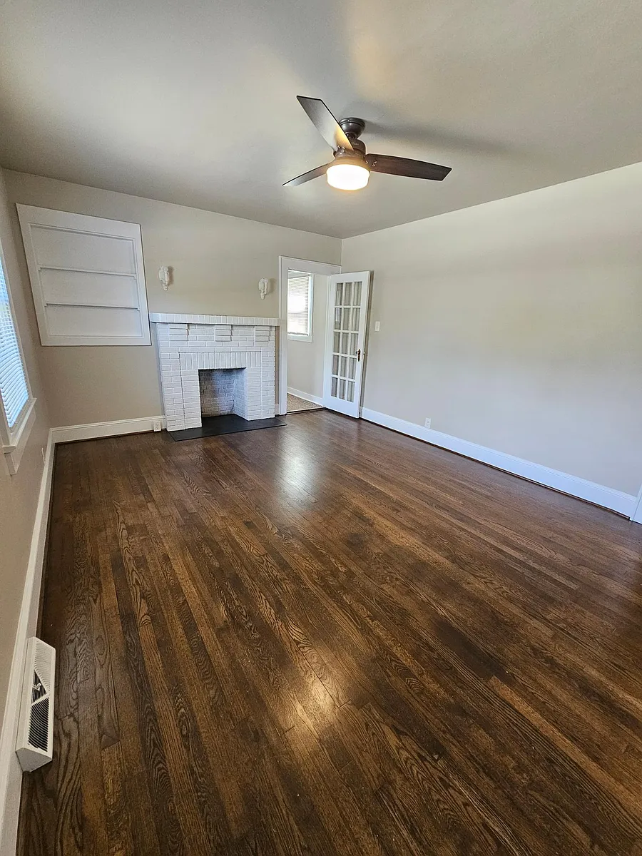 Building Photo - 2321 Celia Ave