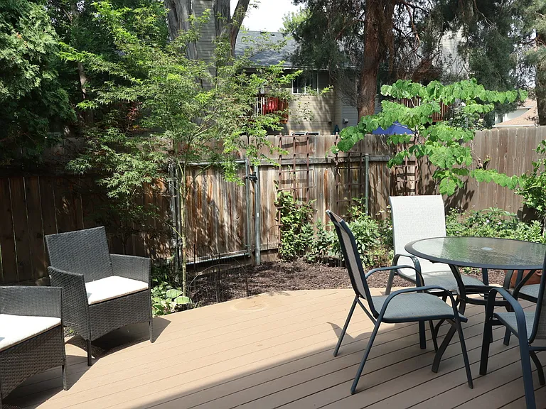 2563 S Falling Brook Ln — Photo 8