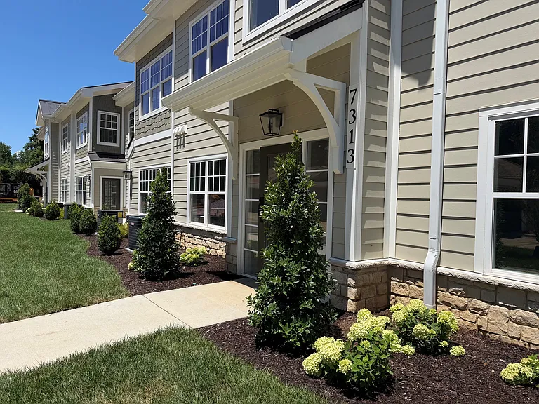 The Coop at River Road — Photo 11
