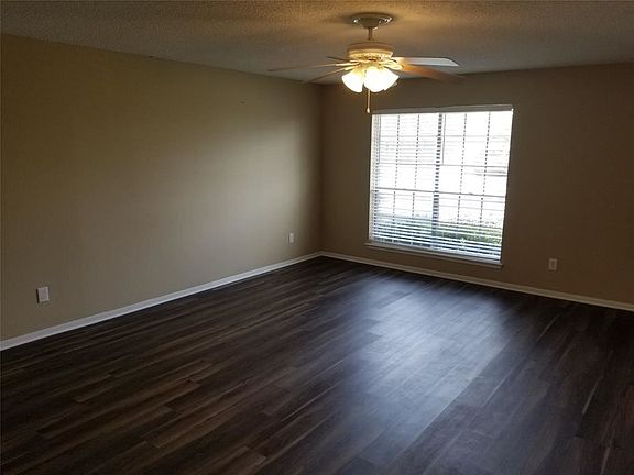 2nd image of 1 San Jacinto Dr #9