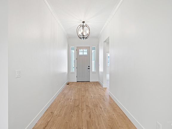 4th image of 1317 E Andes Dr