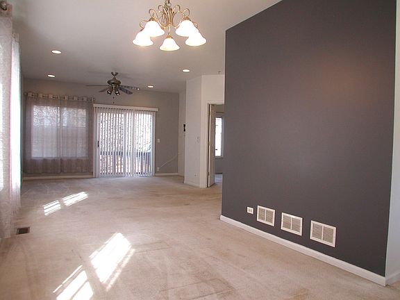 4th image of 231 Monarch Dr #1201