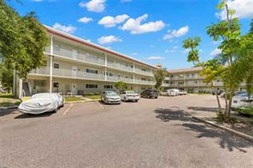 2 bed, 2.0 bath, 1400 sqft, $1,550 — Photo 3