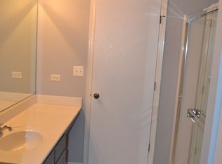 169 Springbrook Trl S, Oswego, IL 60543