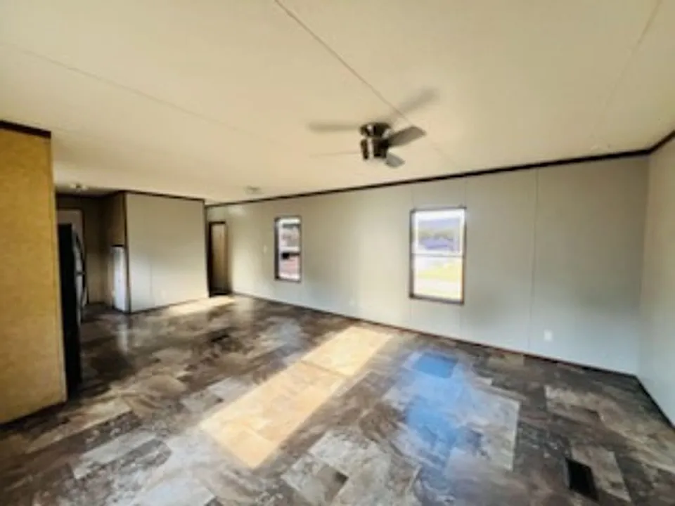 504 W Alabama Ave