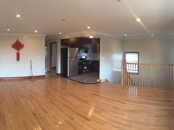 2nd image of 20019 46th Ave #2