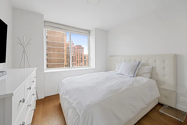 Rented by Compass | media 15