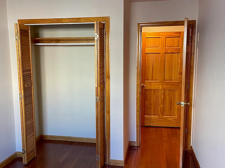 335 N 10th St #2-C — Photo 10