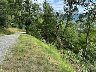 2nd image of 30 Hickory Cove Rd