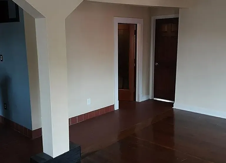 825 Allen Ave #3 — Photo 4