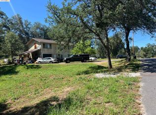 18222 Hammer Ln, Tuolumne, CA 95379
