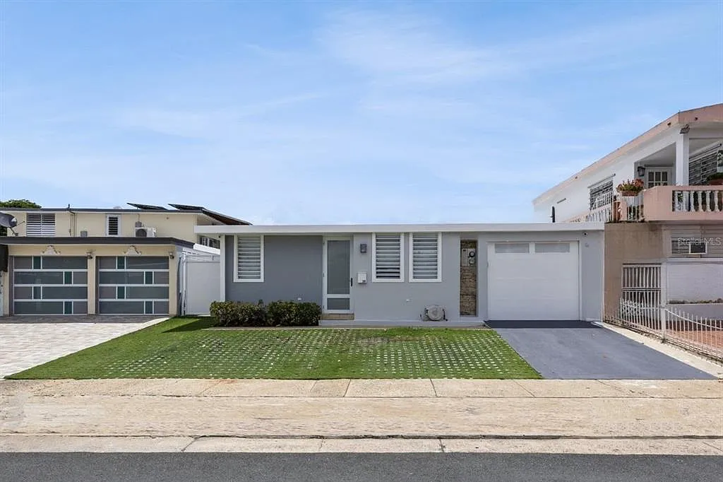 1 bed, 1.0 bath, 342 sqft, $2,500 — Photo 1
