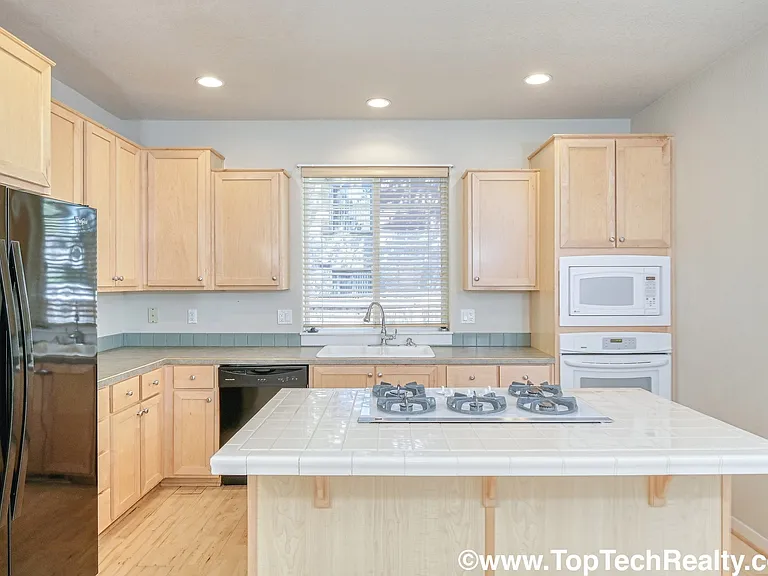 14705 SW Redbud Way — Photo 10