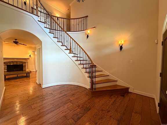 4th image of 2020 Hickory Creek Cir