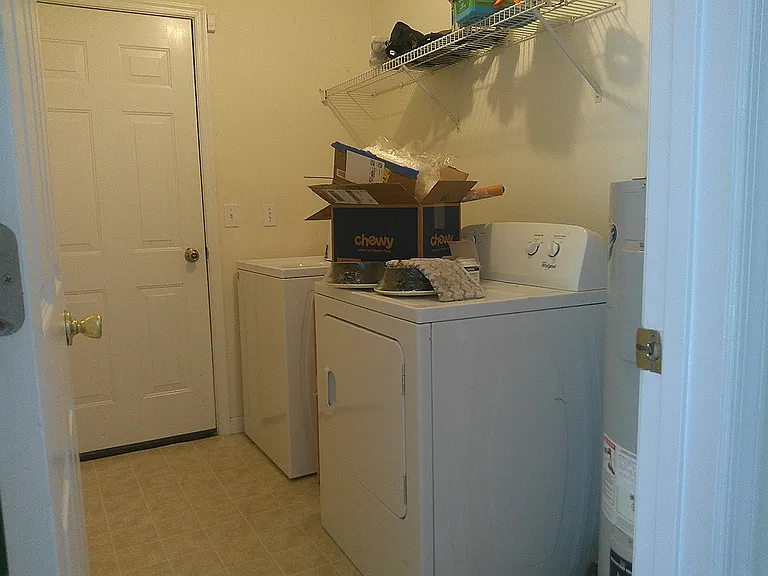209 Ingram St SE — Photo 7